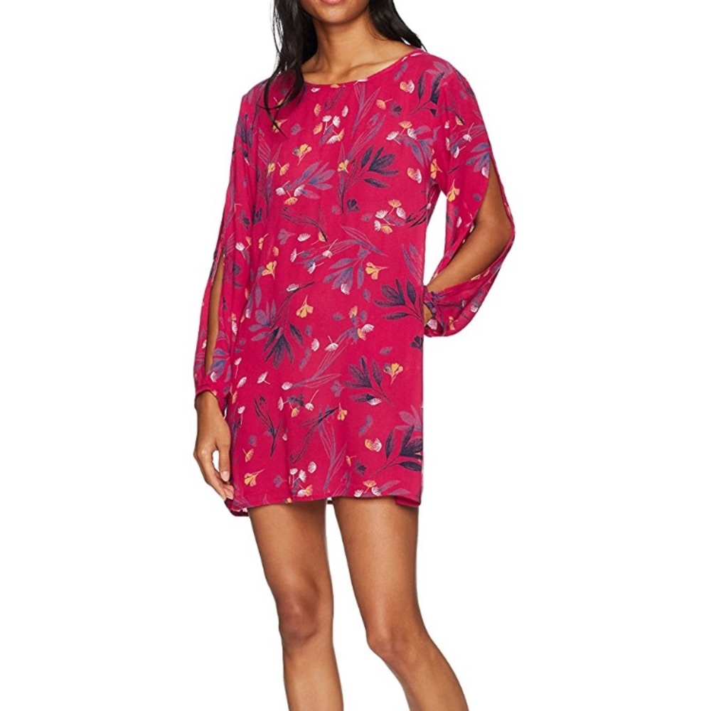 Definitely Traveling Roxy Dress